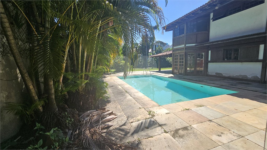 Casa em condomínio à venda com 5 quartos, sendo 3 suítes, em Barra da Tijuca, Rio de Janeiro, RJ