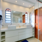 Casa Térrea à venda com 5 quartos, sendo 2 suítes, em Alto da Boa Vista, São Paulo, SP