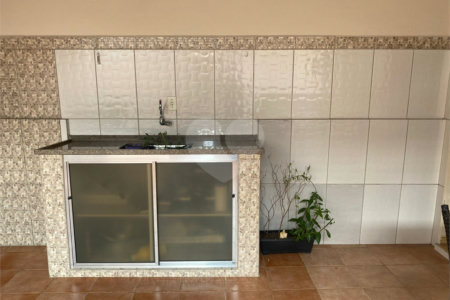 Casa à venda com 2 quartos, sendo 1 suíte, em Vila Deyse, Itapetininga, SP