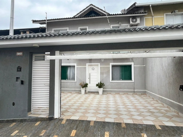 Sobrado à venda com 3 quartos, sendo 1 suíte, em Jaçanã, São Paulo, SP
