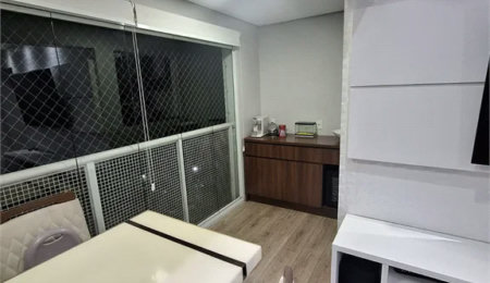 Apartamento à venda com 3 quartos, sendo 1 suíte,  em Vila Andrade, São Paulo, SP