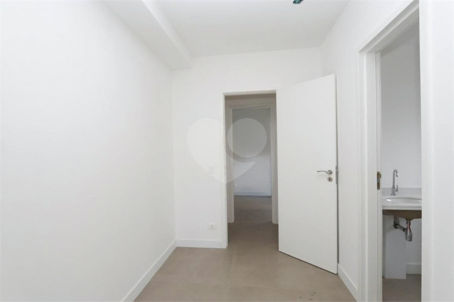 Apartamento à venda com 2 quartos em Morumbi, São Paulo, SP