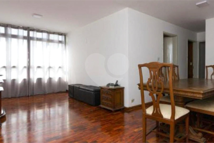 Apartamento à venda com 4 quartos, sendo 1 suíte, em Cambuci, São Paulo, SP
