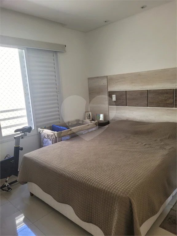 Casa à venda com 3 quartos, sendo 1 suíte, no condomínio Residencial Isabel, São Paulo - SP