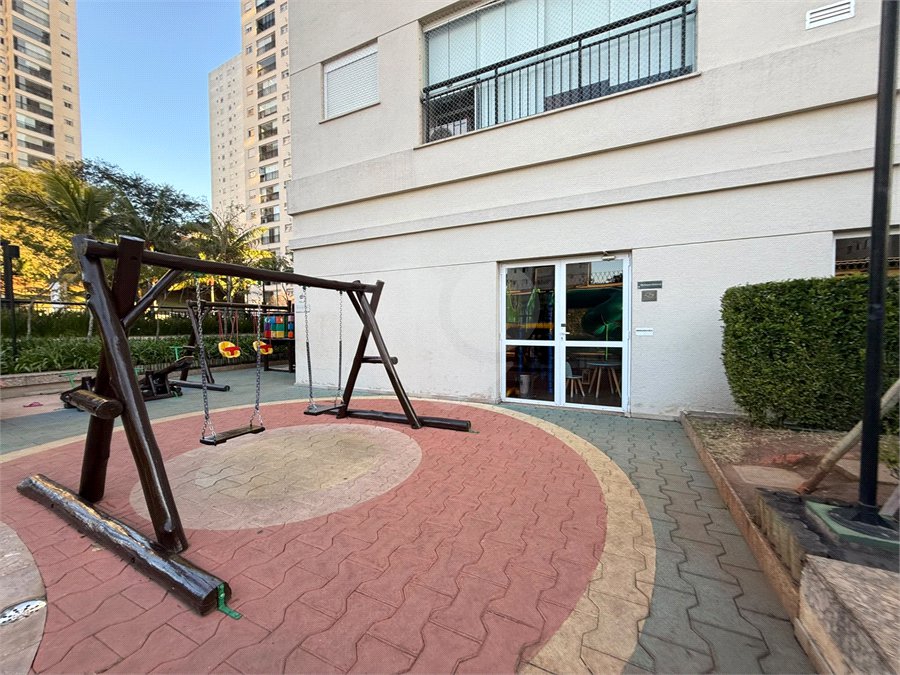 Apartamento à venda com 2 quartos, sendo 1 suíte,  em Jardim Leonor Mendes de Barros, São Paulo, SP