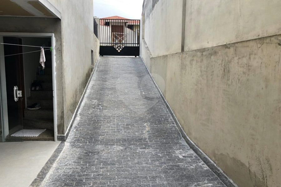 Casa à venda com 3 suítes no condomínio Estancia da Serra / Residencial Nova Mairipora, Mairiporã - SP