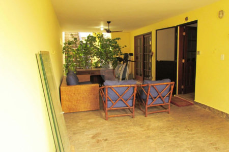 Casa de Vila à venda com 4 quartos, sendo 1 suíte, em Chácara Monte Alegre, São Paulo, SP