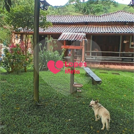 Chácara à venda com 4 quartos, sendo 1 suíte, no Centro (são Francisco Xavier), São José dos Campos, SP