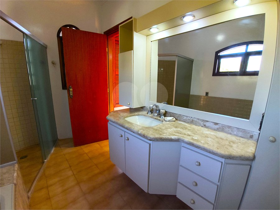 Casa à venda com 4 quartos, sendo 3 suítes,  no condomínio Village D'avignon, Sorocaba - SP