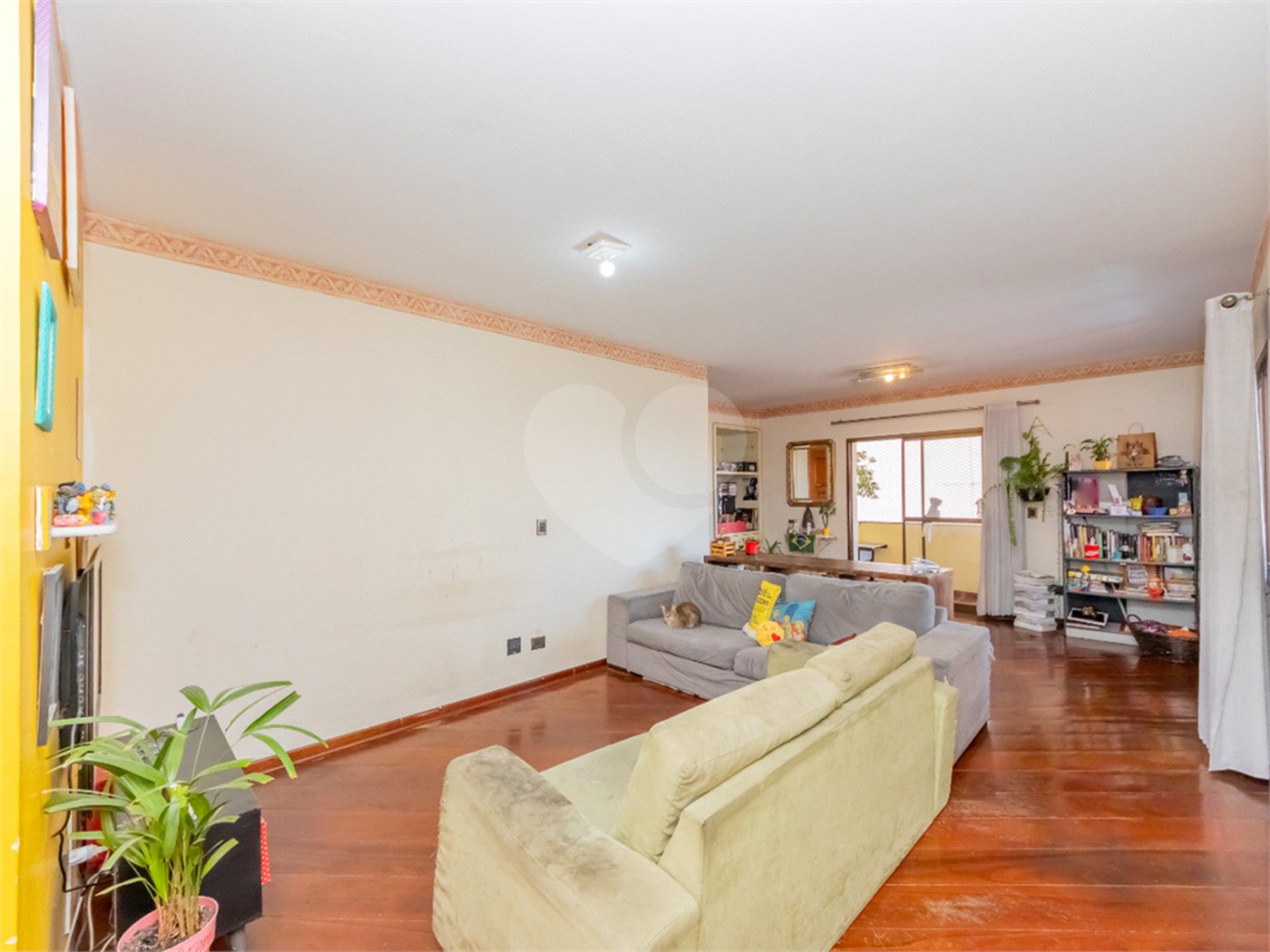 Apartamento à venda com 3 quartos, sendo 1 suíte, em Vila Carrão, São Paulo, SP