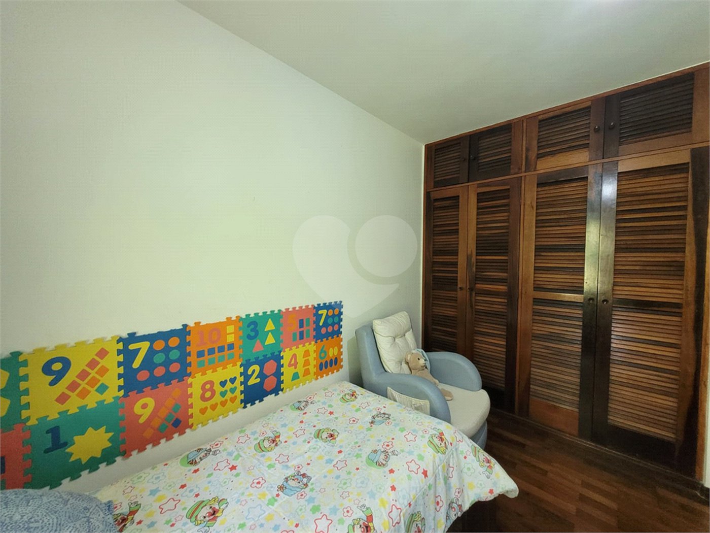 Casa à venda com 4 quartos, sendo 2 suítes,  em Serra da Cantareira, Mairiporã, SP