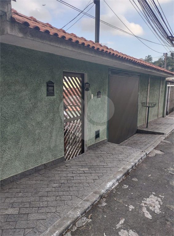 Casa à venda com 3 quartos em Horto, São Paulo, SP