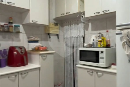 Sobrado à venda com 2 quartos em Vila Romana, São Paulo, SP