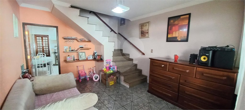 Sobrado à venda com 4 quartos, sendo 1 suíte, em Vila Dom Pedro Ii, São Paulo, SP