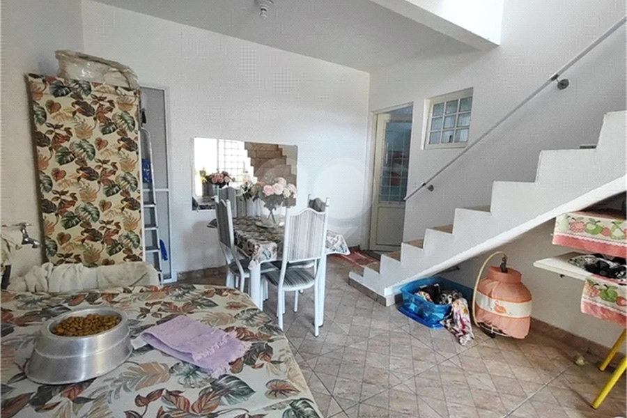 Casa Térrea à venda com 2 quartos em Vila Nivi, São Paulo, SP