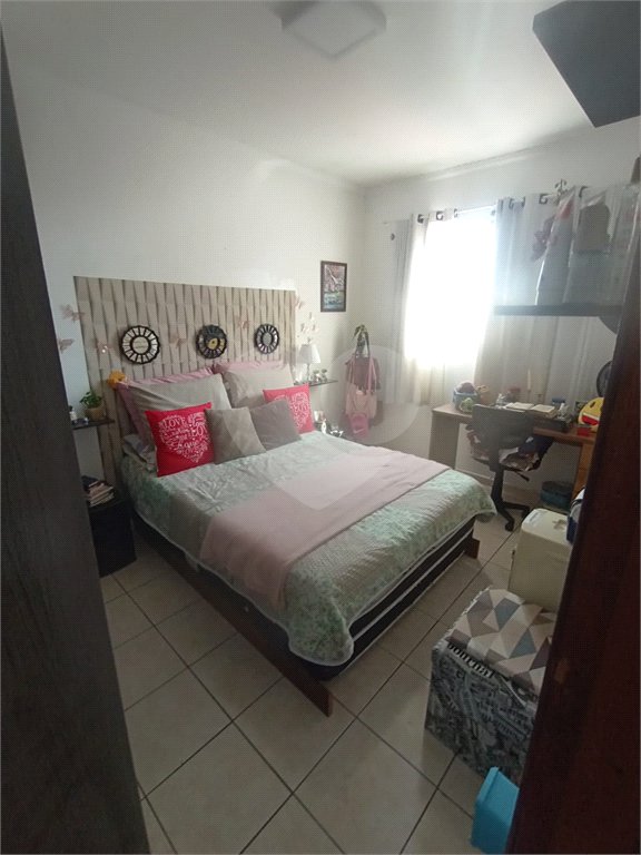 Casa à venda com 3 quartos, sendo 1 suíte,  no Centro, Mogi das Cruzes, SP