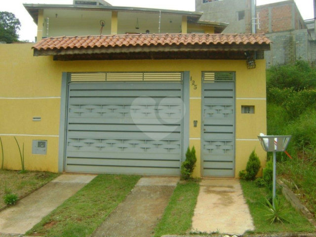Sobrado para alugar com 3 suítes em Tremembé, São Paulo, SP