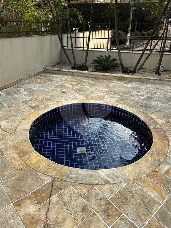 Apartamento à venda com 3 quartos, sendo 1 suíte,  em Vila Andrade, São Paulo, SP