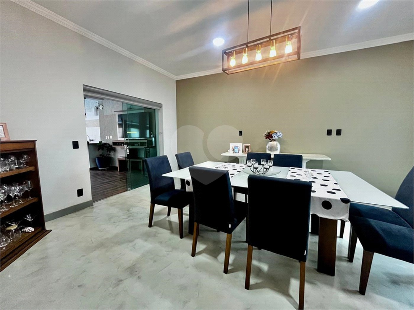 Casa à venda com 4 suítes em Vila Mazarino, Itapetininga, SP