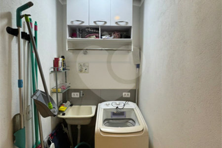 Casa à venda com 3 quartos, sendo 1 suíte, no condomínio Terras de São Francisco, Sorocaba - SP