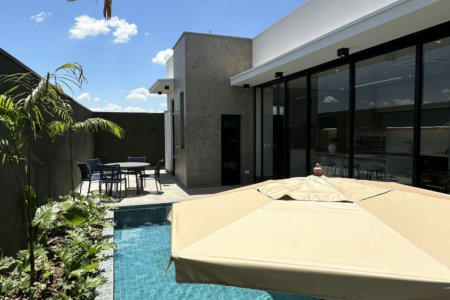 Casa à venda com 4 quartos, sendo 2 suítes,  no condomínio Damha IV, Presidente Prudente - SP