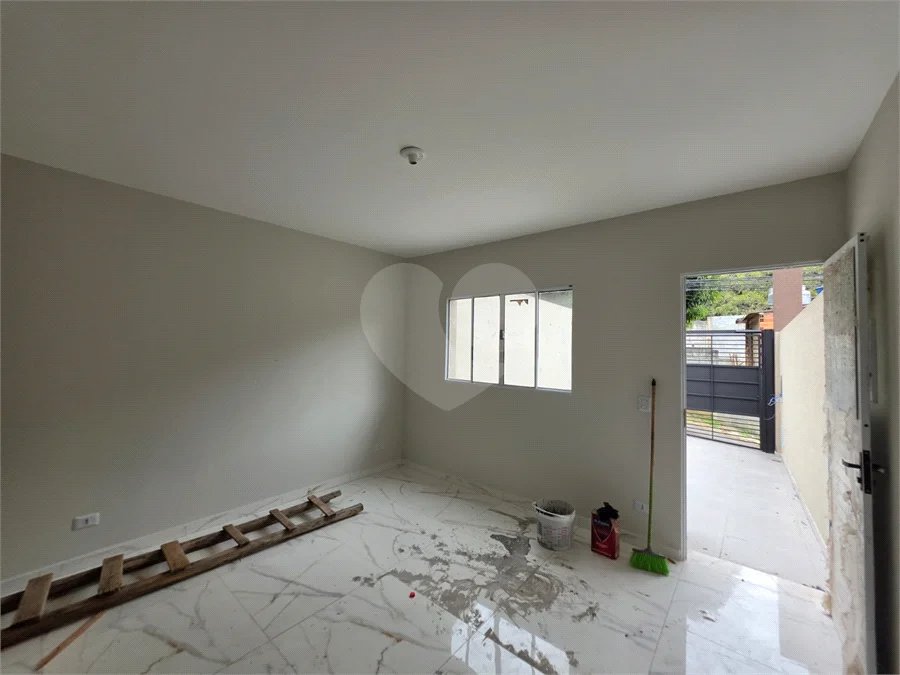Sobrado à venda com 2 quartos, sendo 1 suíte, em Vila Clarice, São Paulo, SP