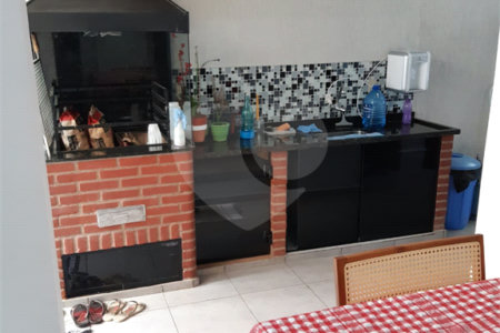 Casa à venda com 3 suítes no condomínio Jardim Altos de Suzano, Suzano - SP