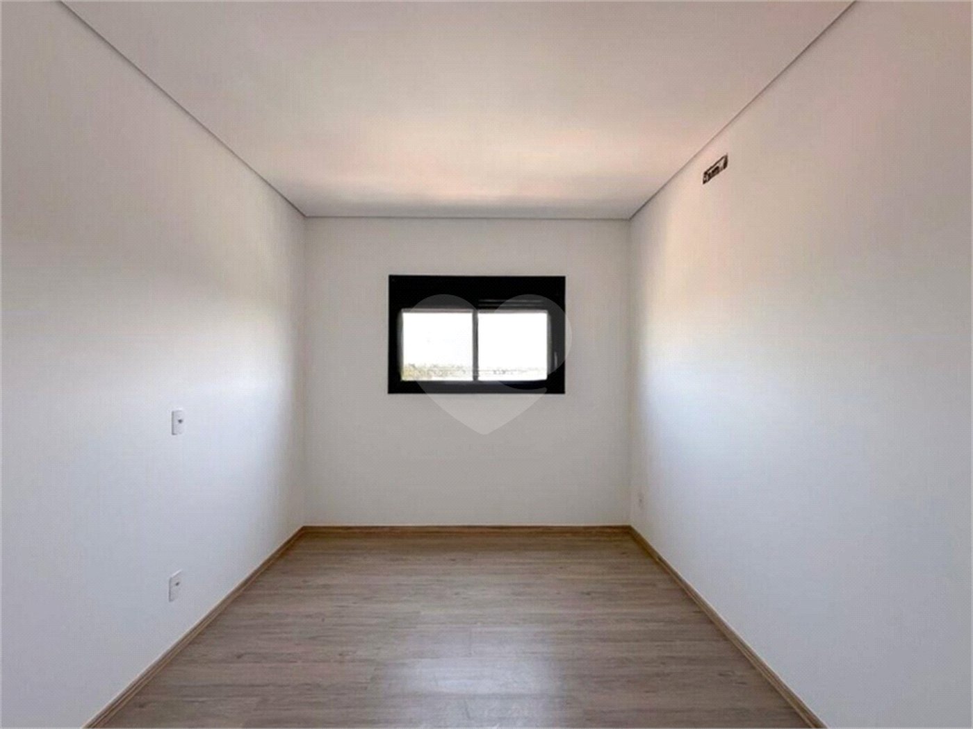 Apartamento à venda com 3 suítes em Vila Lucy, Sorocaba, SP
