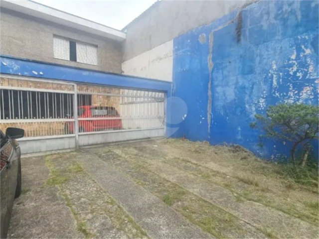 Sobrado à venda ou para alugar com 3 quartos, sendo 1 suíte,  em Tucuruvi, São Paulo, SP