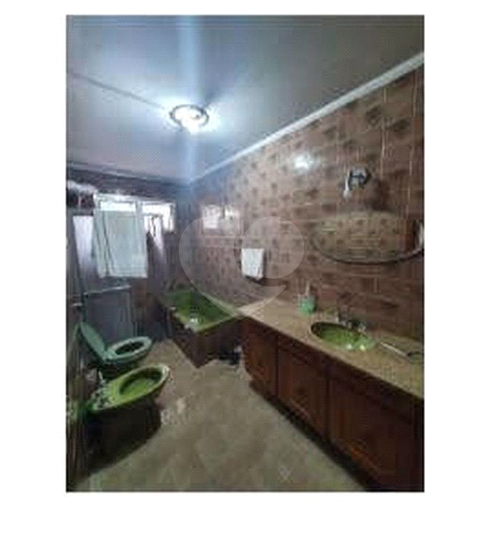 Sobrado à venda com 4 quartos, sendo 3 suítes,  em Jardim Petrópolis, São Paulo, SP