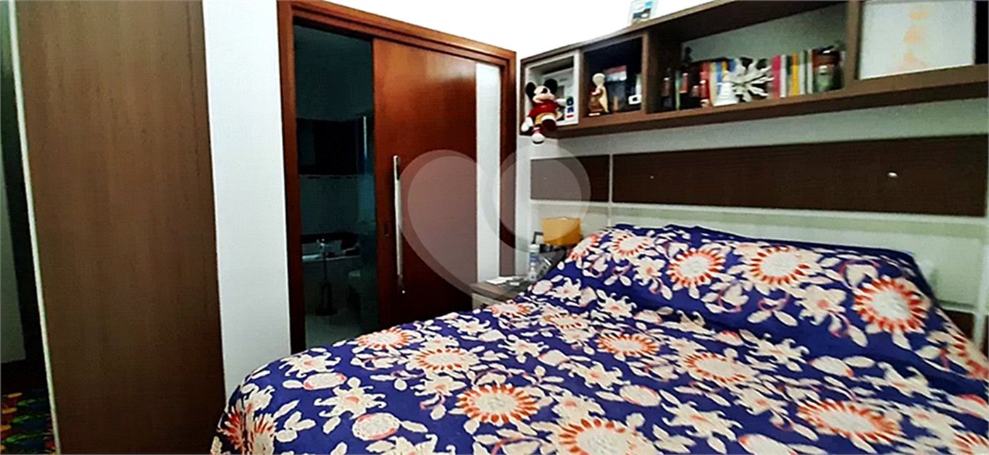 Casa à venda com 3 quartos, sendo 1 suíte, no condomínio Suíça da Cantareira, Mairiporã - SP