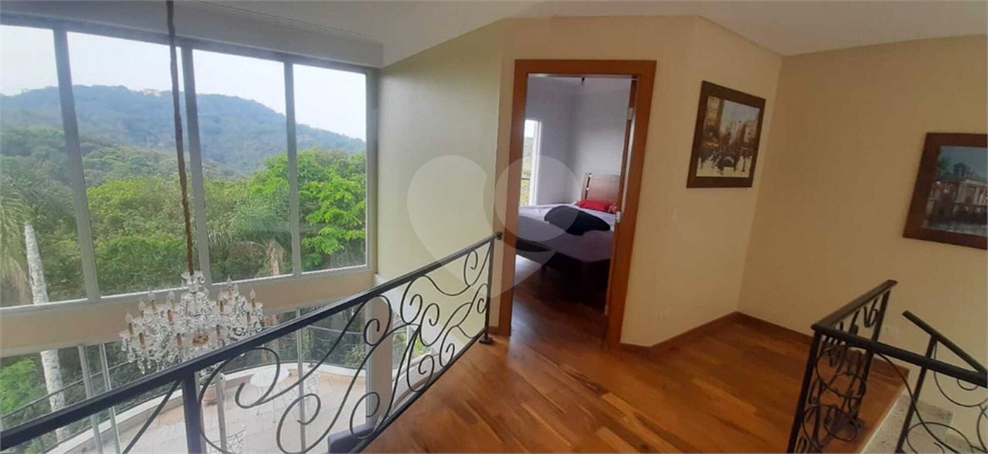 Condomínio à venda com 3 suítes em Caraguatá, Mairiporã, SP