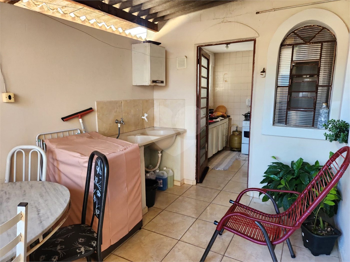 Casa à venda com 3 quartos em Vila Suconasa, Araraquara, SP