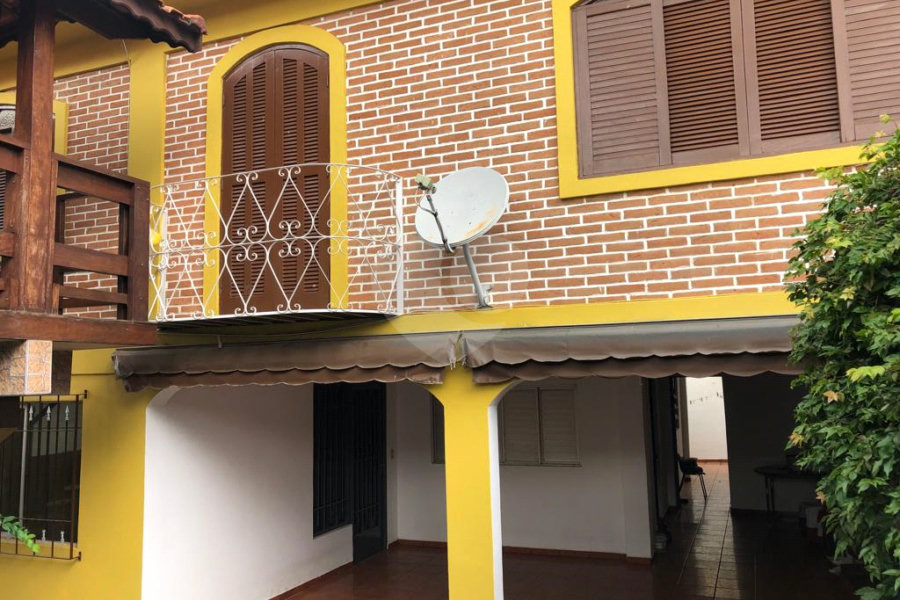 Sobrado à venda com 3 quartos em Serra da Cantareira, Mairiporã, SP