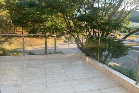 Casa à venda com 4 quartos, sendo 1 suíte, no condomínio Ibiaram, Itupeva - SP