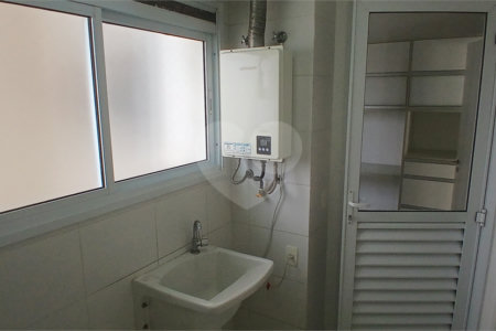 Apartamento para alugar com 3 quartos, sendo 1 suíte,  no Centro, São Bernardo do Campo, SP