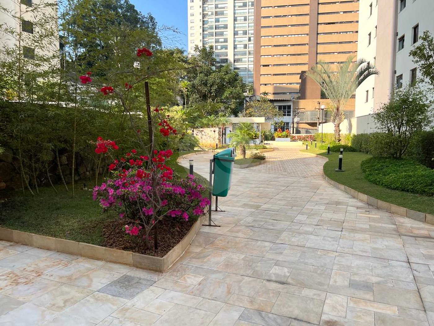 Apartamento à venda com 4 quartos, sendo 2 suítes, em Santana, São Paulo, SP