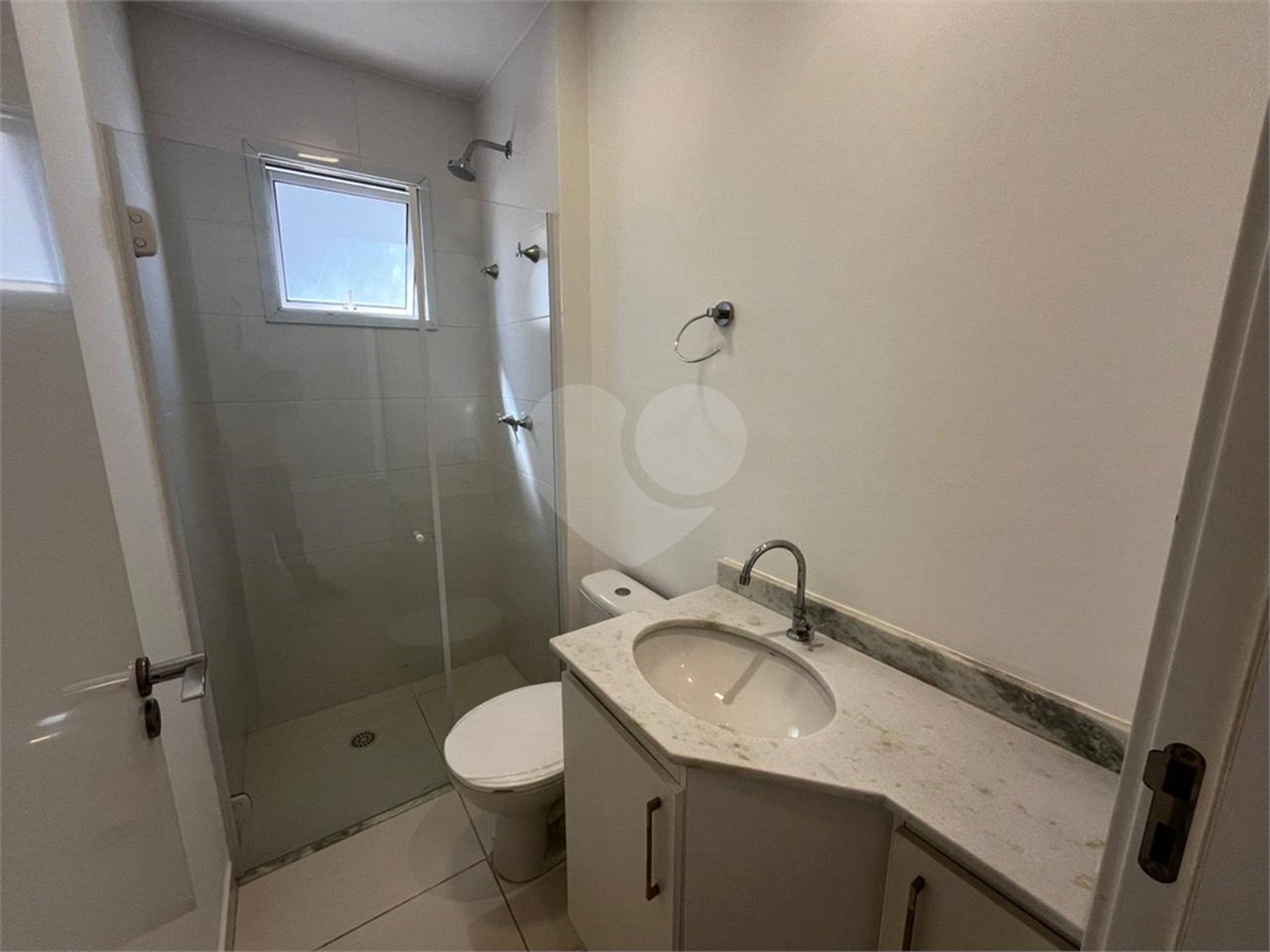 Apartamento à venda com 2 quartos, sendo 1 suíte,  em Vila Aparecida, Itapetininga, SP