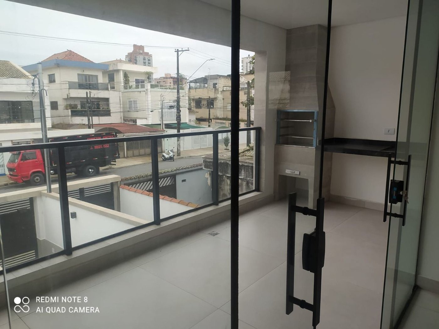 Casa com 3 dormitórios à venda, 89 m² por R$ 850.000,00 - Estuário - Santos/SP