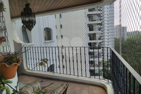 Apartamento à venda com 4 suítes em Jardim Marajoara, São Paulo, SP