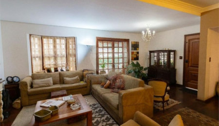 Casa à venda com 3 suítes em Jardim das Vertentes, São Paulo, SP