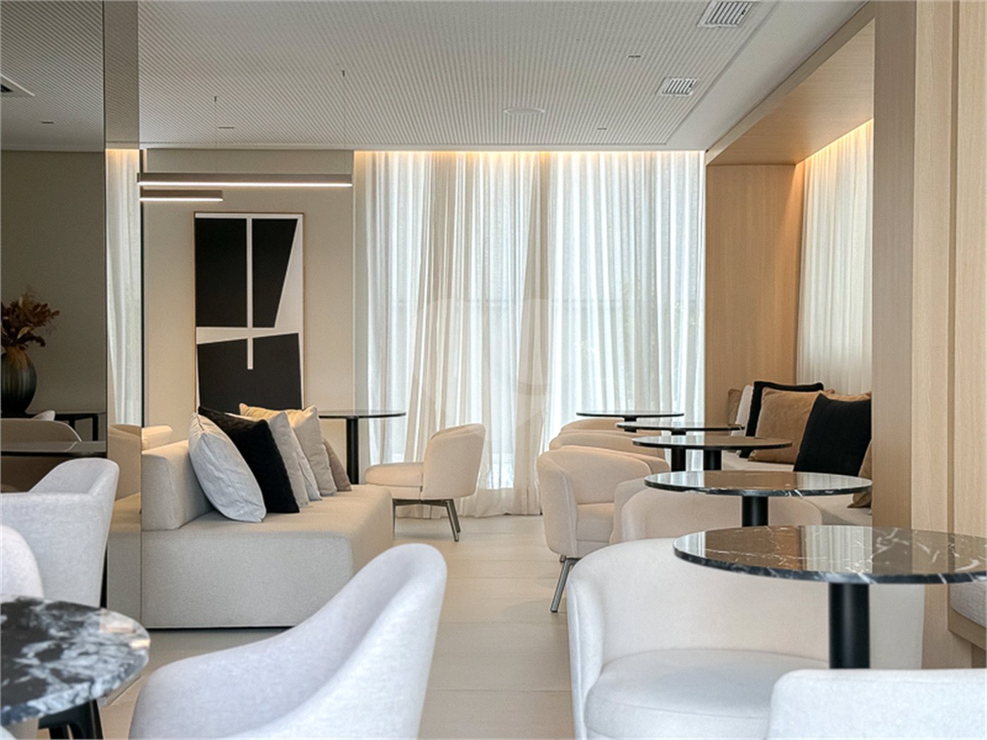 Apartamento à venda com 3 quartos, sendo 1 suíte, em Jardim Paulista, São Paulo, SP