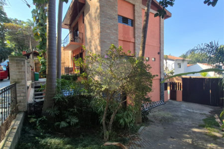 Casa à venda com 4 quartos, sendo 1 suíte, em Vila Albertina, São Paulo, SP
