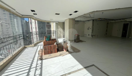 Apartamento à venda com 4 suítes em Santana, São Paulo, SP