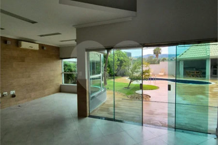 Casa à venda ou para alugar com 3 quartos, sendo 1 suíte, no condomínio Villagio Capriccio, Louveira - SP