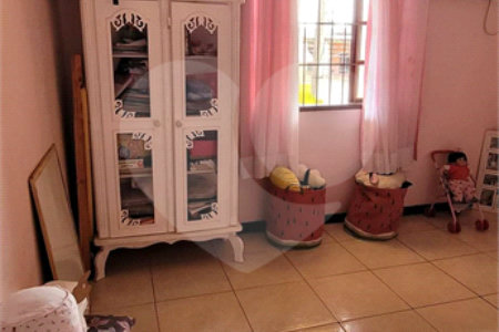 Casa à venda com 3 quartos, sendo 1 suíte, em Campo Grande, Rio de Janeiro, RJ