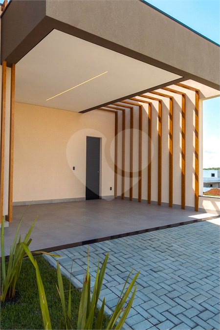 Casa à venda com 3 suítes no condomínio Residencial Dona Maria Candida, Indaiatuba - SP