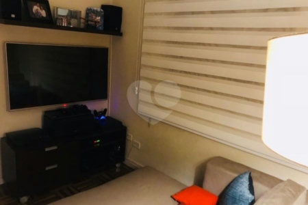 Apartamento à venda com 2 quartos em Vila Alexandria, São Paulo, SP