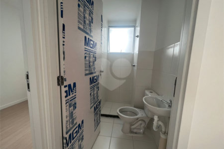 Apartamento à venda com 2 quartos em Guaratiba, Rio de Janeiro, RJ