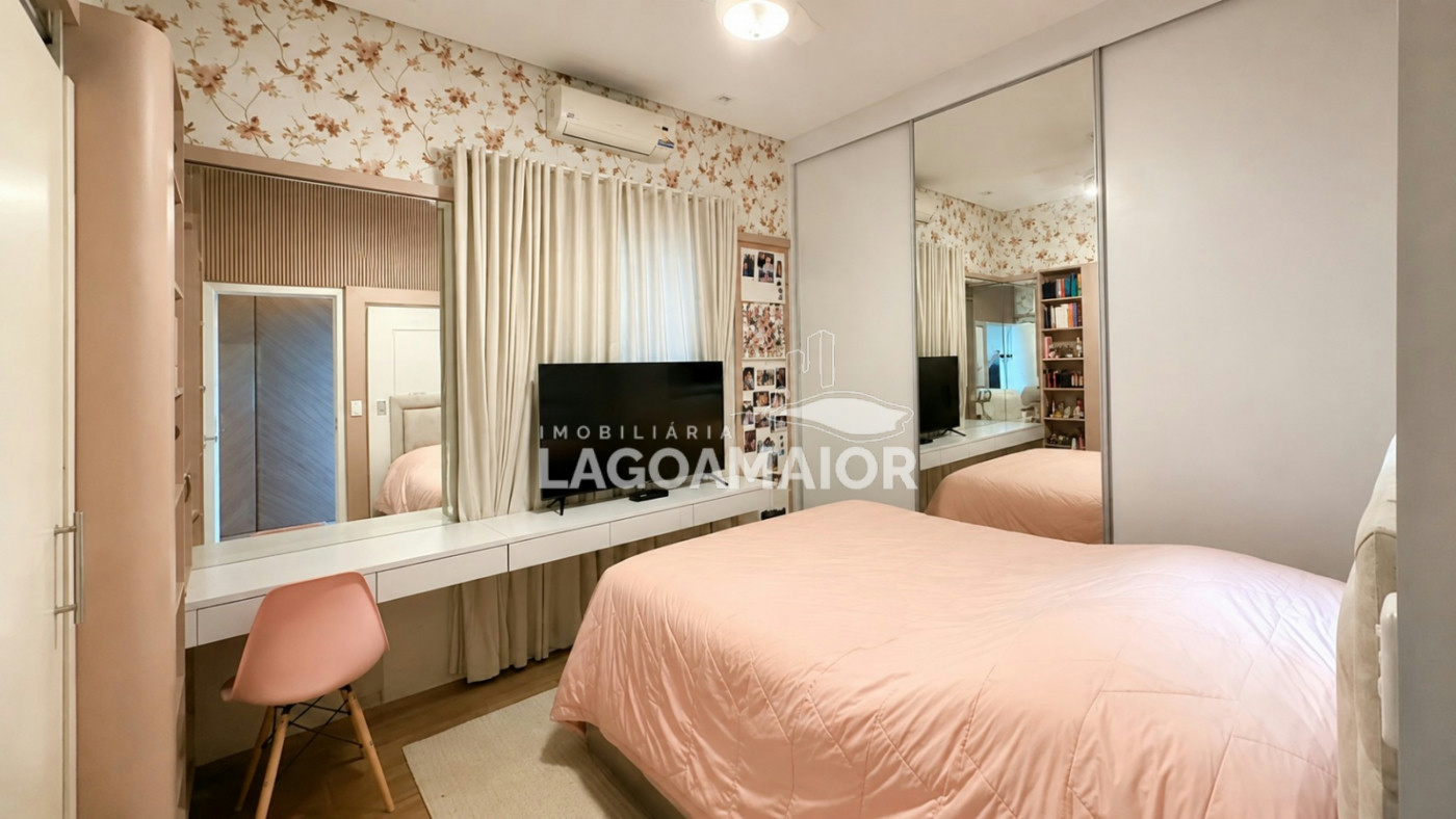 Casa à venda com 3 quartos, sendo 1 suíte, no condomínio Portal Das Àguas, Três Lagoas - MS